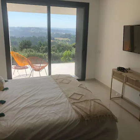 White Lagoon, 6 Guests, 2 Bathrooms, Heated Private Pool, Amazing View, Ac, Fully Equiped ! * Alfeizerao